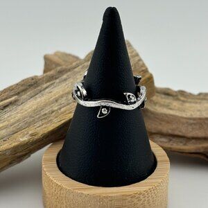 Vine Leaf Silver Toned Ring